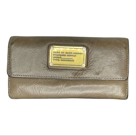 Marc by Marc Jacobs Wallet - Picture 1 of 8